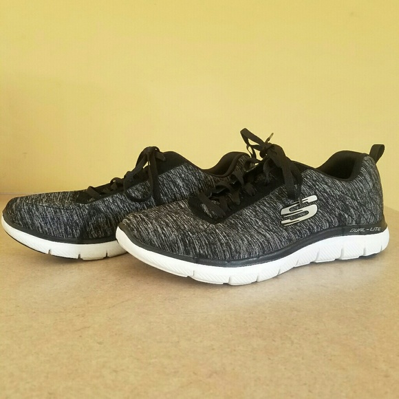 skechers lightweight wide fit